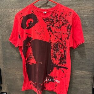 Blue October, autographed shirt size medium  ( lead singer signed it)